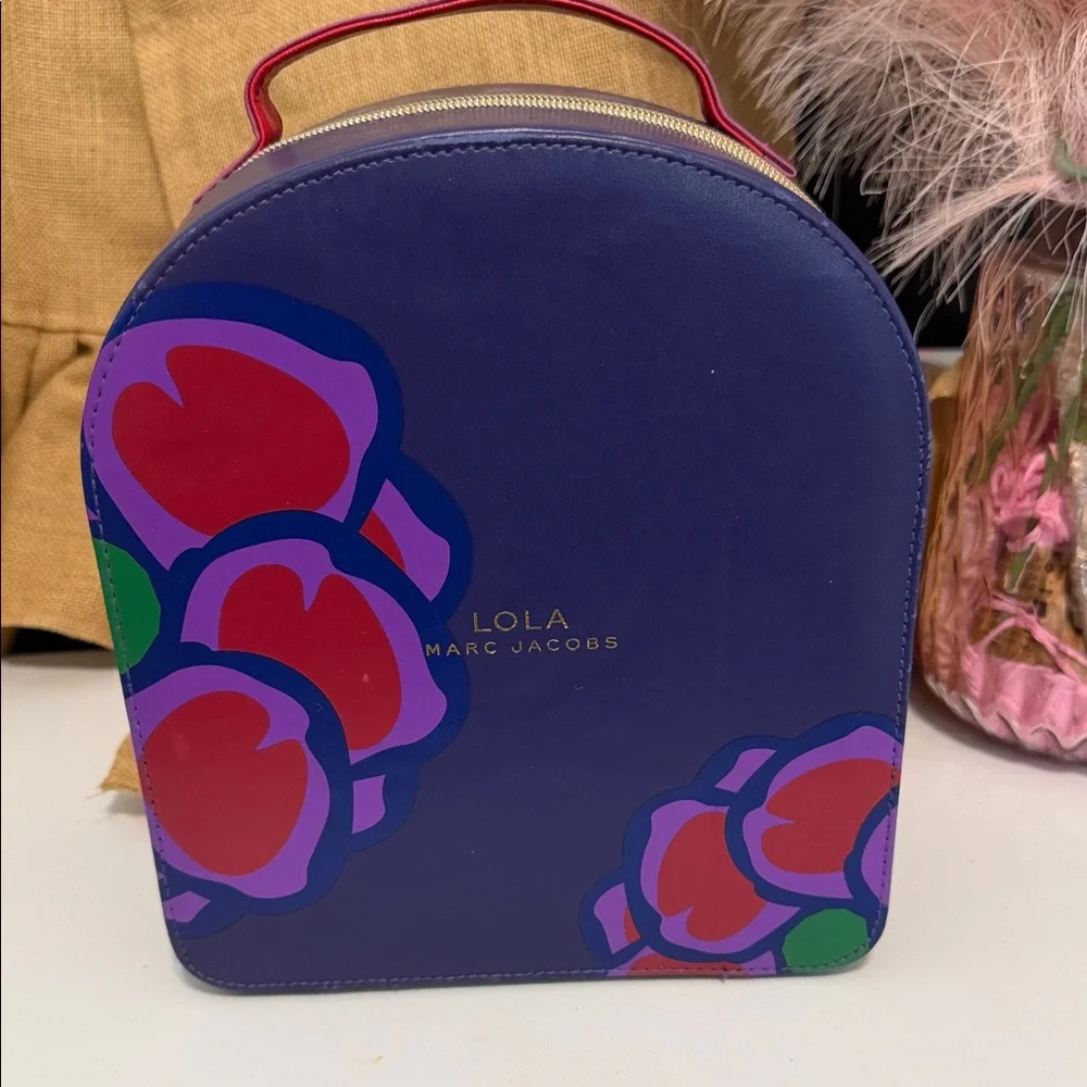 LOLA Marc Jacobs Leather Case 9.75